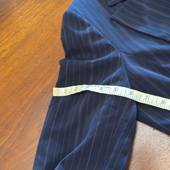 Liz Claiborne Suits New 2 Piece Coat & Pants Size 10 Stripe About Town Business - Picture 9 of 17